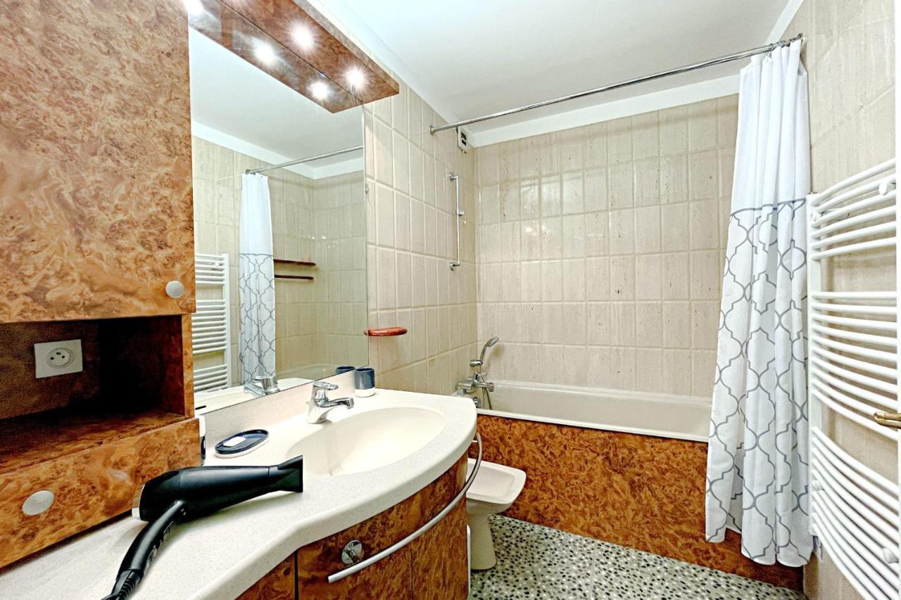 3 Bedroom - Heart Of Annecy - No Wifi Exterior photo